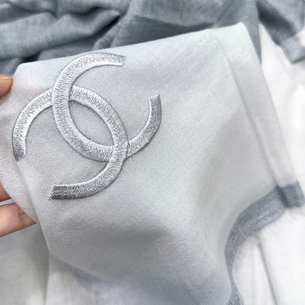 SCARF 200 CM IN DOVE GRAY MIX WHITE CASHMERE 402260