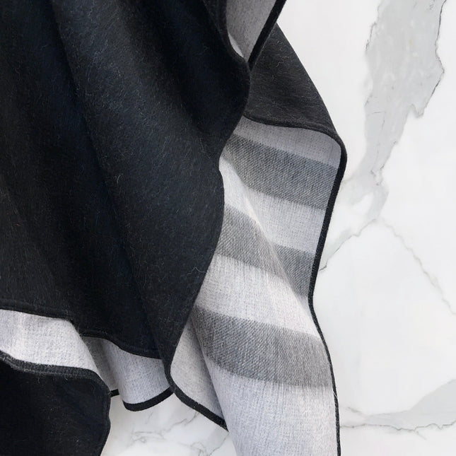 WOOL CAPE 140 CM BLACK AND LIGHT GRAY 394535