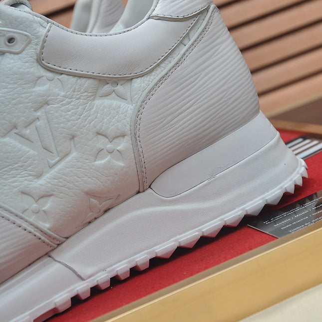 LV TRAINER SHOES IN WHITE EMBOSSED LAMBSKIN