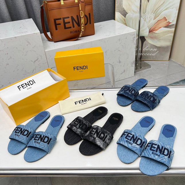 FF 5 NAVY BLUE CANVAS SLIDE