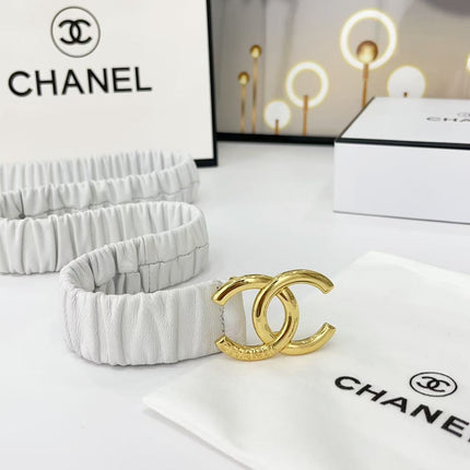 DOUBLE C ELASTIC BELT 30MM IN WHITE CALFSKIN GOLD HARDWARE