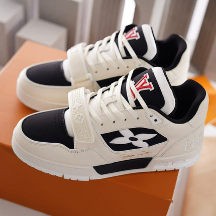 LV TRAINER SNEAKER WHITE CALFSKIN MIX BLACK SUEDE