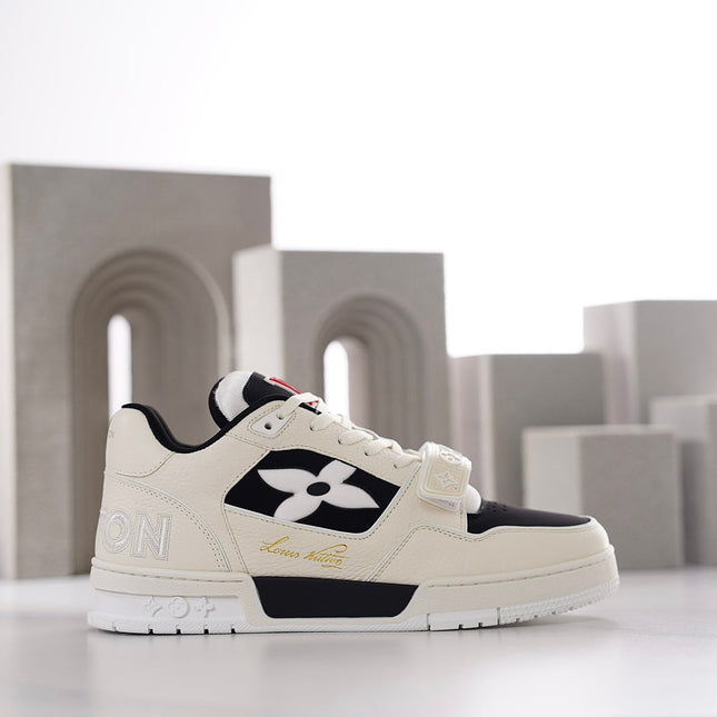 LV TRAINER SNEAKER WHITE CALFSKIN MIX BLACK SUEDE