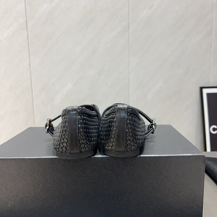ALAIA MARY JANE FLATS WOVEN PATTERN 25S IN BLACK CALFSKIN
