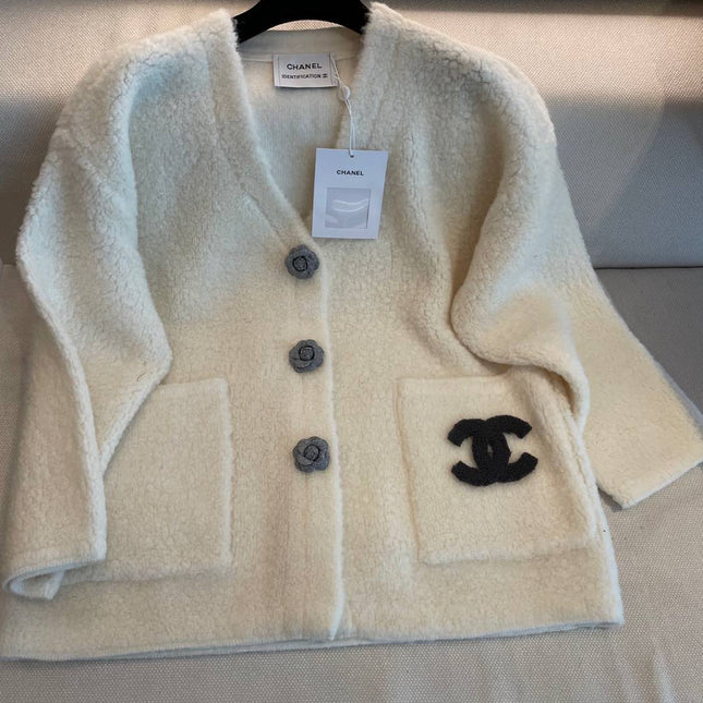 CC Cardigan Biege Wool