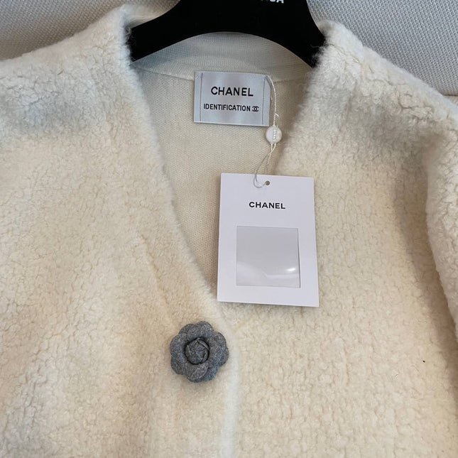 CC Cardigan Biege Wool