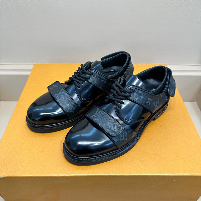 LV DERBY HARNESS SHOES IN BLACK CALFSKIN