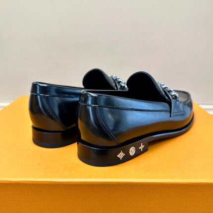 LV MAJOR LOAFER IN BLACK CALFSKIN WITH CHAIN