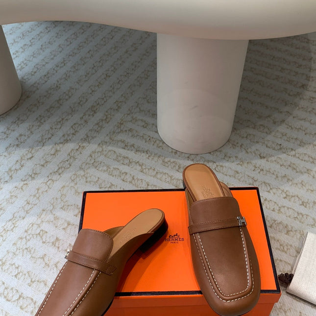 IENA MULE CARAMEL CALFSKIN
