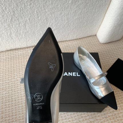 Pointed Toe Mary Jane Shoes Silver Mix Black Lambskin
