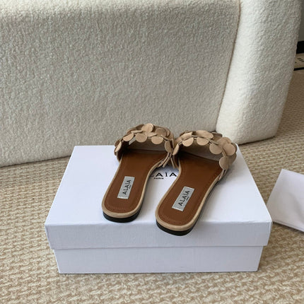 ALAIA FLAT MULE IN BEIGE CREAM SUEDE