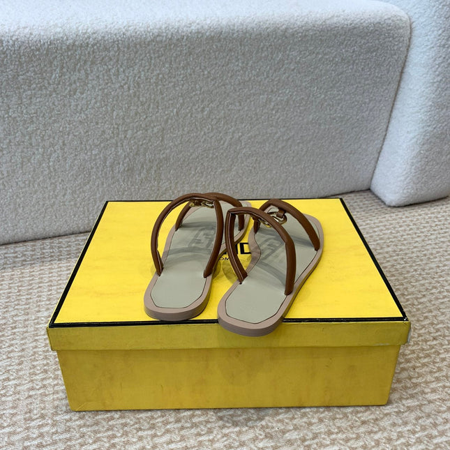 FENDI O'LOCK SLIDES BROWN CALFSKIN WITH GOLD HARDWARE