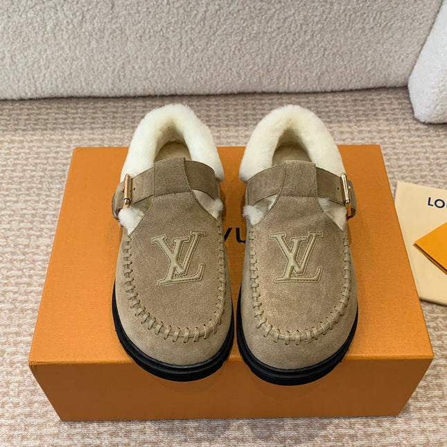 COLORADO COMFORT MARY JANE IN KHAKI GREEN SUEDE AND SHEARLING LINING