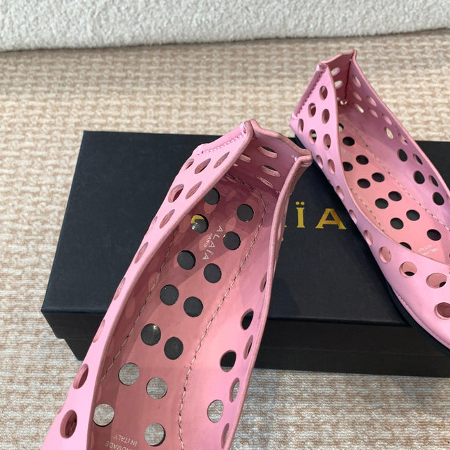 PERFO BALLET FLATS IN FLAMINGO PINK CALFSKIN