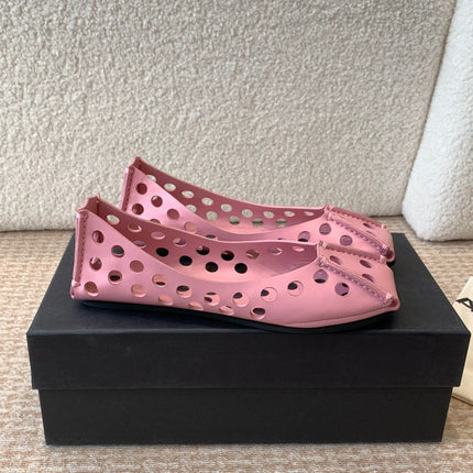 PERFO BALLET FLATS IN FLAMINGO PINK CALFSKIN