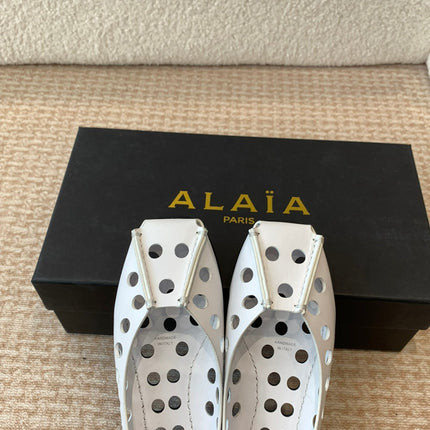 PERFO BALLET FLATS IN WHITE CALFSKIN