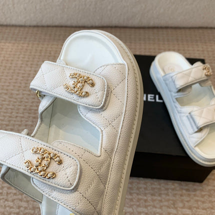 DAD SANDAL IN WHITE SHEEPSKIN MULE