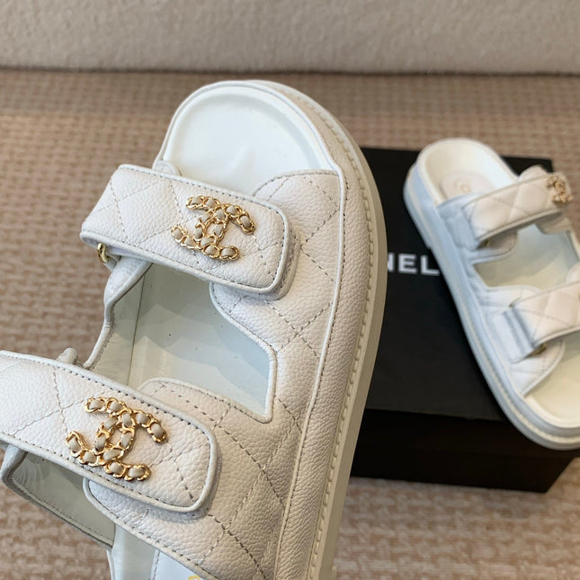 DAD SANDAL IN WHITE SHEEPSKIN MULE