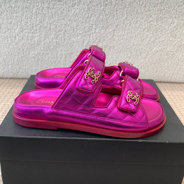 DAD SANDAL IN MAGENTA PURPLE SHEEPSKIN MULE