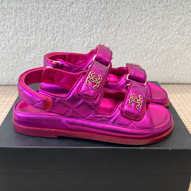 DAD SANDAL IN MAGENTA PURPLE SHEEPSKIN