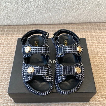 DAD SANDAL IN BLACK MIX WHITE DENIM FABRIC