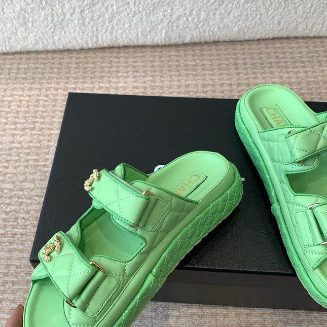 DAD SANDAL IN TEA GREEN CALFSKIN MULE