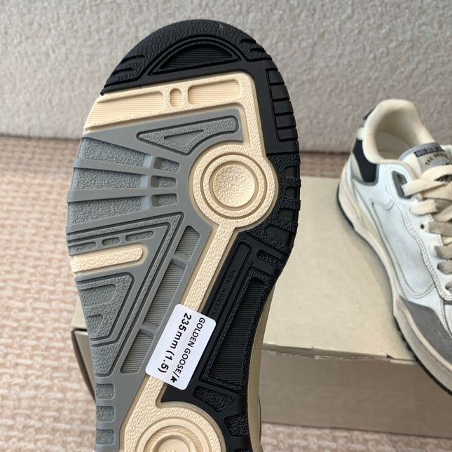FORTY2 SNEAKERS WITH BLACK STAR WHITE CALFSKIN AND GREY SUEDE UPPER