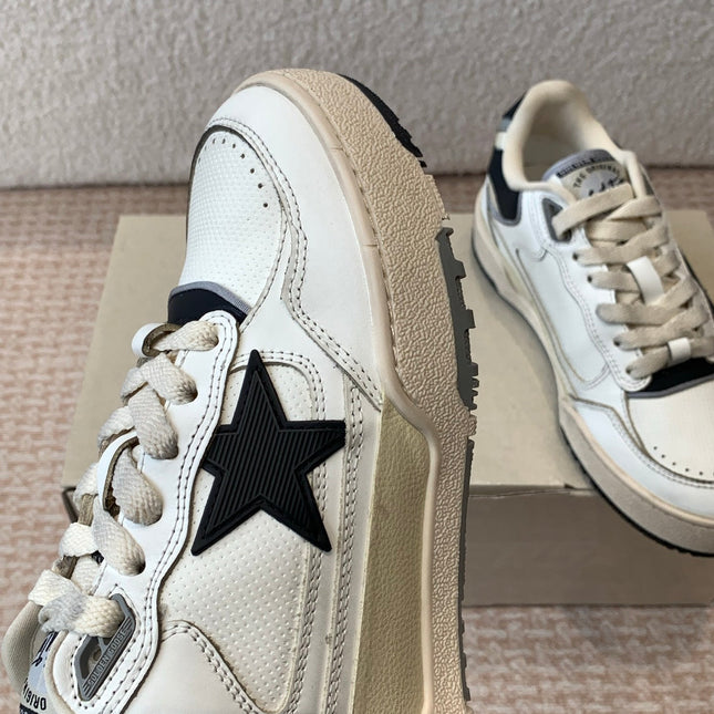 FORTY2 SNEAKERS WITH BLACK STAR AND WHITE LEATHER HEEL TAB