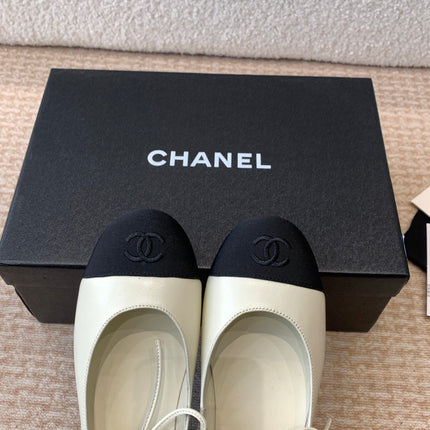 MARY JANE BALLERINA IN WHITE LAMBSKIN