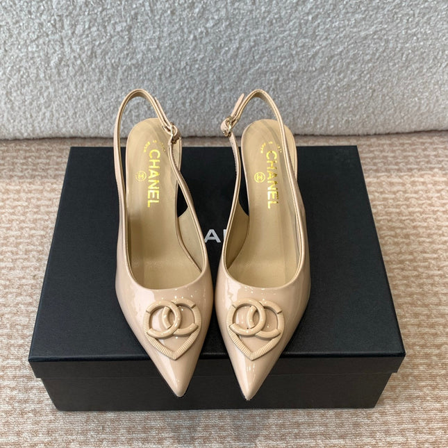 MID-HEEL SLINGBACKS IN BISQUE BEIGE PATENT CALFSKIN