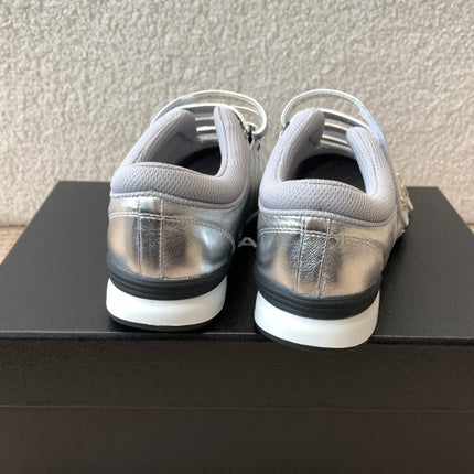 MARY JANE SNEAKERS IN SILVER LAMBSKIN