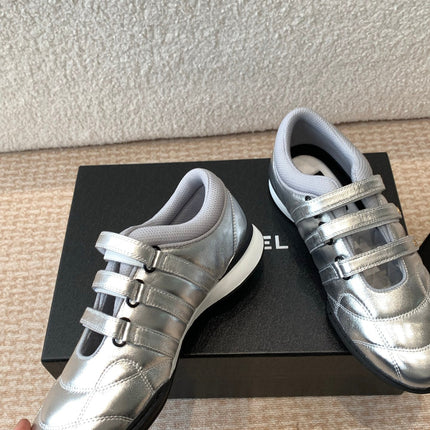 MARY JANE SNEAKERS IN SILVER LAMBSKIN