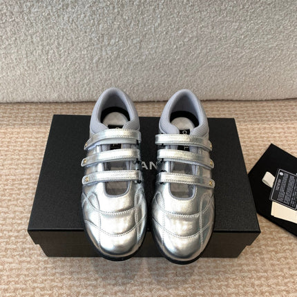 MARY JANE SNEAKERS IN SILVER LAMBSKIN