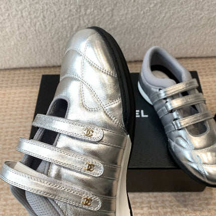 MARY JANE SNEAKERS IN SILVER LAMBSKIN