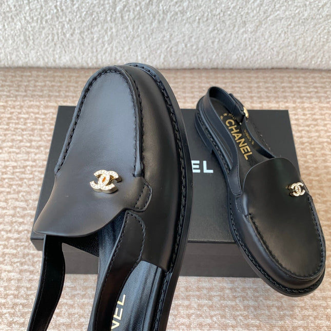 CC MOCCASIN SLINGBACK IN BLACK CALFSKIN