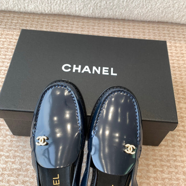 CC MOCCASIN SLINGBACK IN AEGEAN BLUE PATENT CALFSKIN