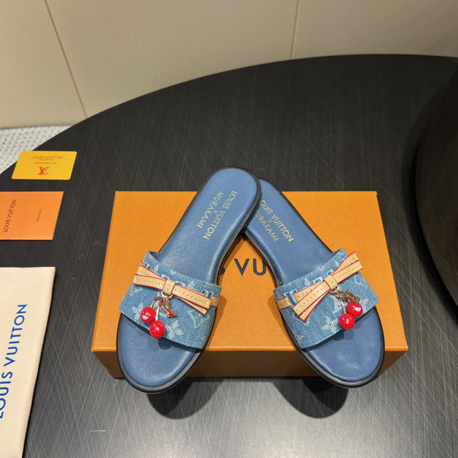 LV SLIDE SANDALS 25S IN BLUE DENIM AND CALFSKIN WITH CHERRY BLOSSOM BUCKLE
