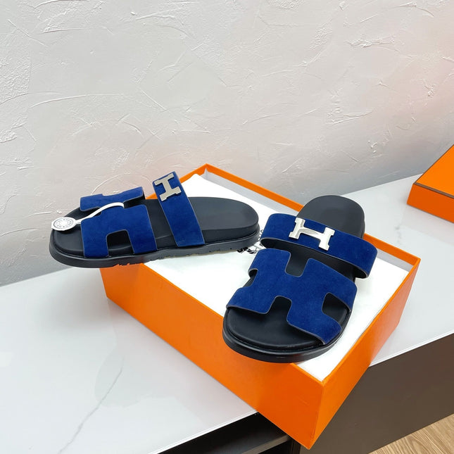 CHYPRE SANDAL AZURE SUEDE WITH H BUCKLE