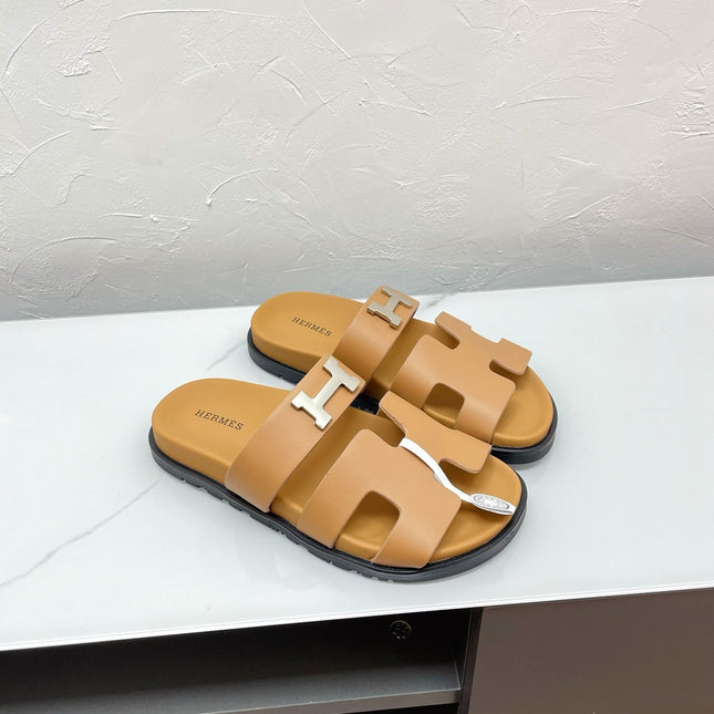 CHYPRE SANDAL COPPER LAMBSKIN WITH H BUCKLE