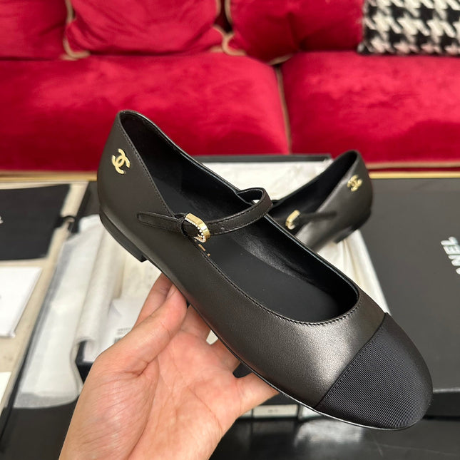 MARY JANE SHOES IN BLACK CALFSKIN AND SATIN