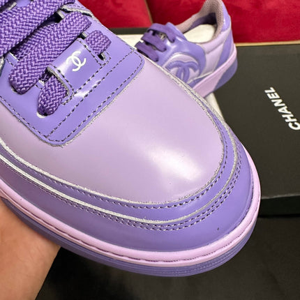 TRAINERS IN LIGHT PURPLE SHINY CALFSKIN