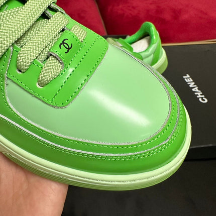 TRAINERS IN LIGHT GREEN SHINY CALFSKIN