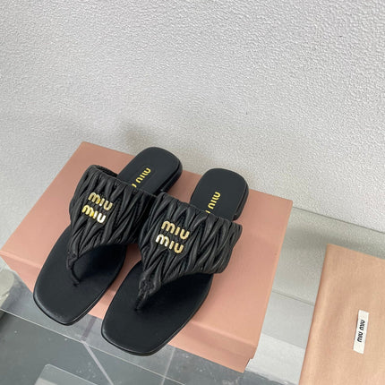 Flip-Flops Black Color Leather Stylized