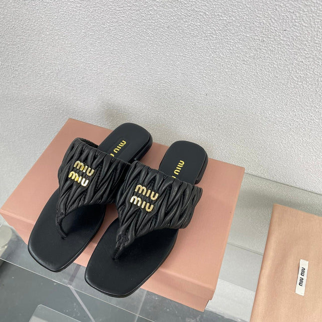 Flip-Flops Black Color Leather Stylized