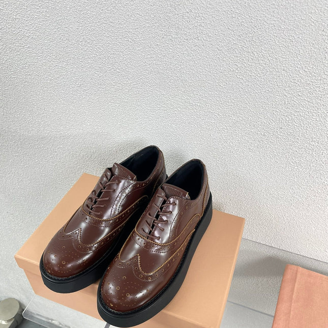 Baroque Thick-Soled Oxford Shoes With Laces Walnut Calfskin