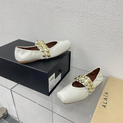 ALAIA MARY JANE PEARL IN GLOSSY WHITE LAMBSKIN