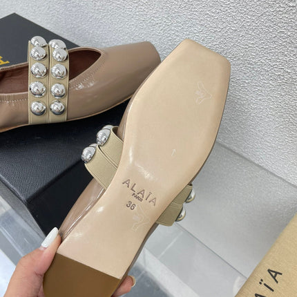 ALAIA MARY JANE PEARL IN GLOSSY BEIGE LAMBSKIN