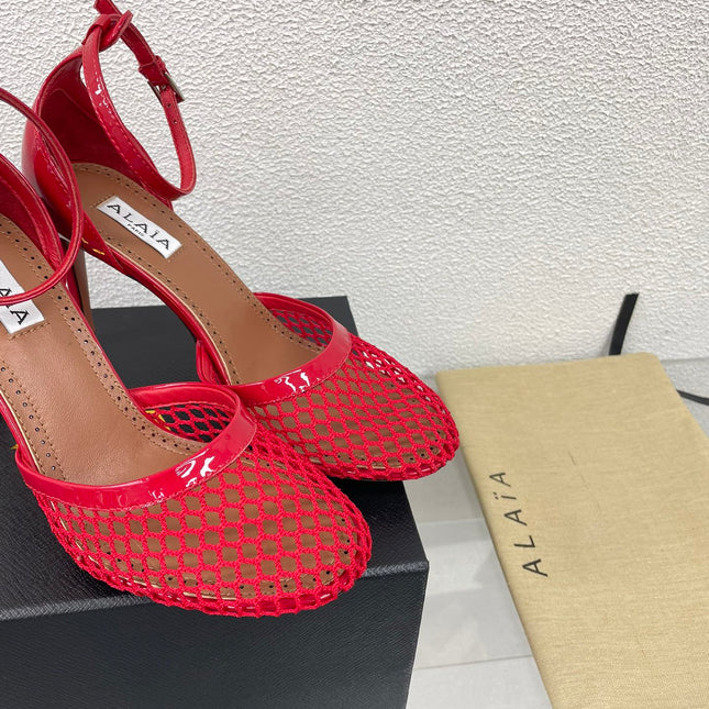 ALAIA HIGH FISHNET 9 CM PUMPS IN CHERRY RED MESH