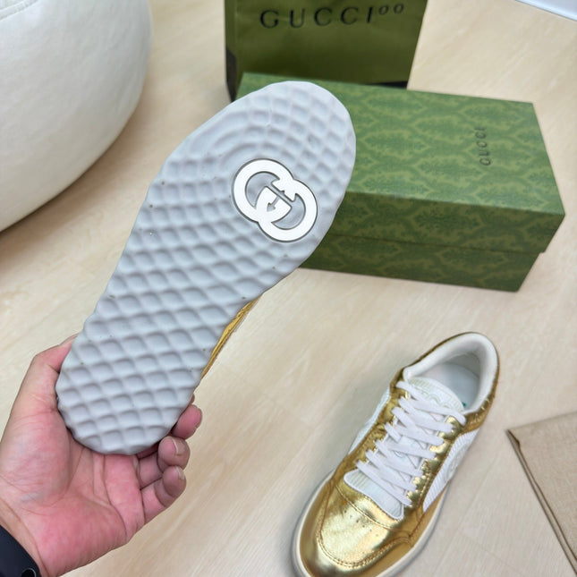 GG INTERLOCKING G SNEAKER GOLD CALFSKIN AND FABRIC