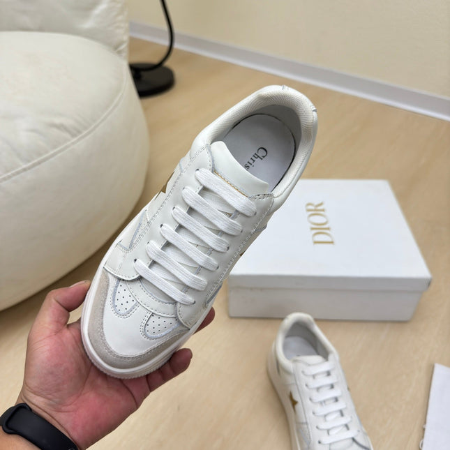 GOLD STAR PLATFORM SNEAKER IN WHITE CALFSKIN AND SUEDE